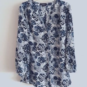 NYDJ Blouse - Navy/blue floral pattern on white - Size M